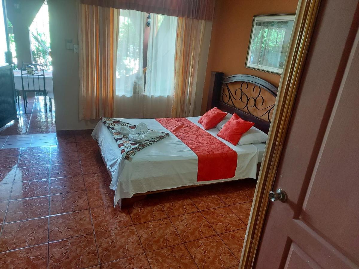 Hotel Torre Fuerte Venecia Extérieur photo