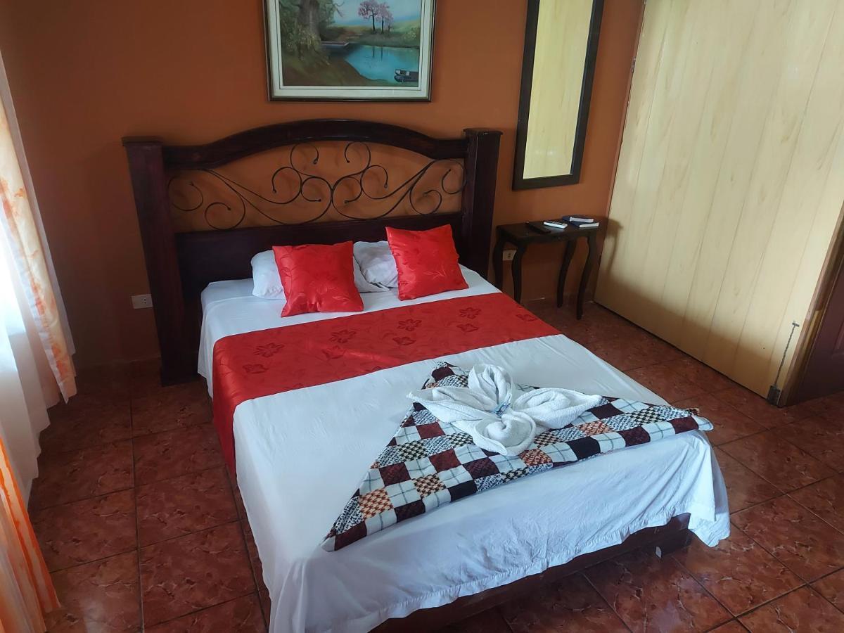 Hotel Torre Fuerte Venecia Extérieur photo