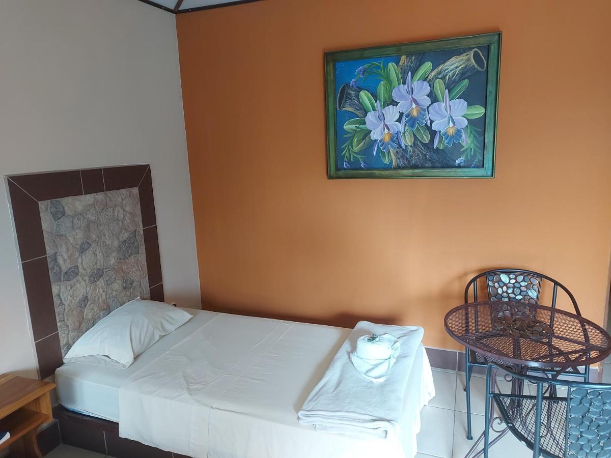 Hotel Torre Fuerte Venecia Extérieur photo